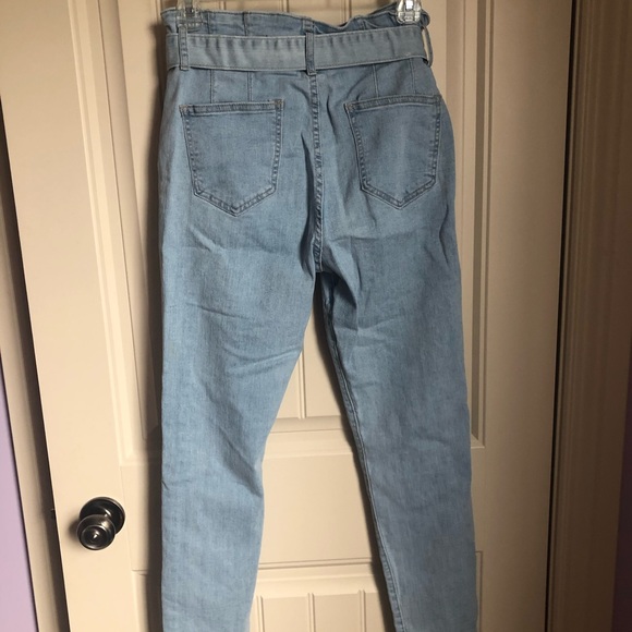 Paper Bag Waist Jeans with Belt - Picture 2 of 2